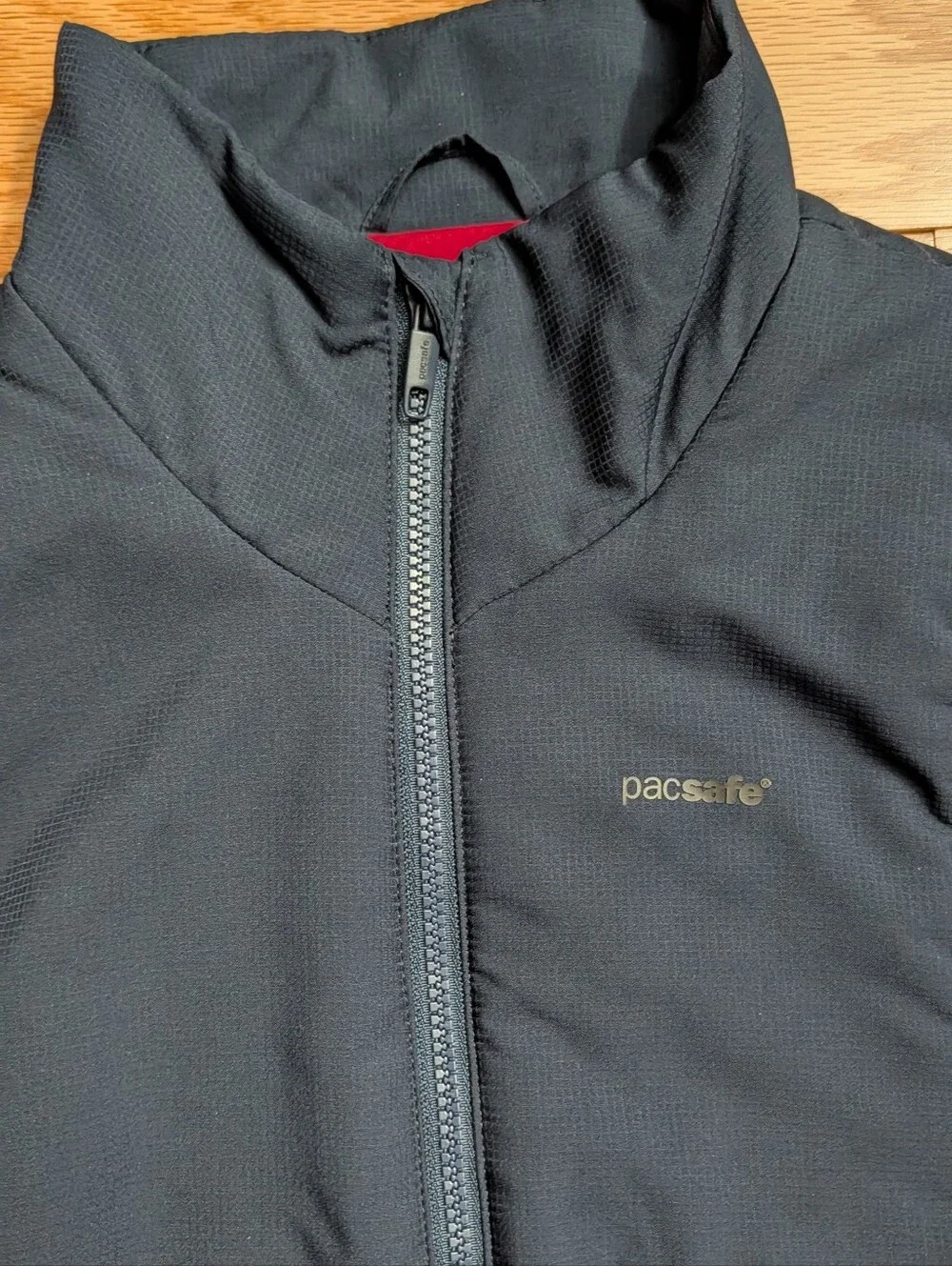 Pacsafe transit vest